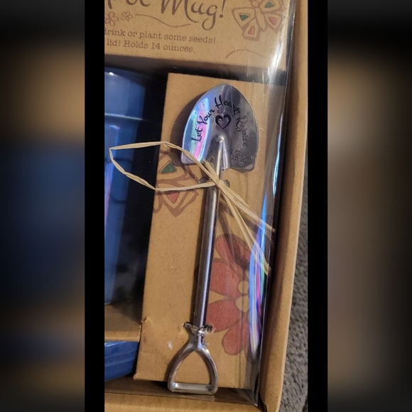 Nurse Coffee Mug Cup Flower Box Set Divinity Blue Nurse 14 ozs w Lid & Spoon NEW - Picture 3 of 7